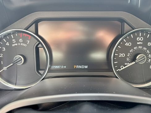 Used 2018 Ford F150 Lariat w/ Equipment Group 502A Luxury AWD/4WD image 12