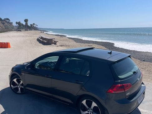 Used 2015 Volkswagen GTI Autobahn w/ Lighting Package (SEL) image 11