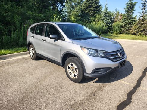Used 2013 Honda CR-V LX image 2