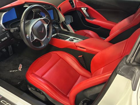 Used 2015 Chevrolet Corvette Stingray Convertible w/ 3LT Preferred Equipment Group RWD image 5
