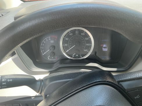 Used 2021 Toyota Corolla LE FWD image 4