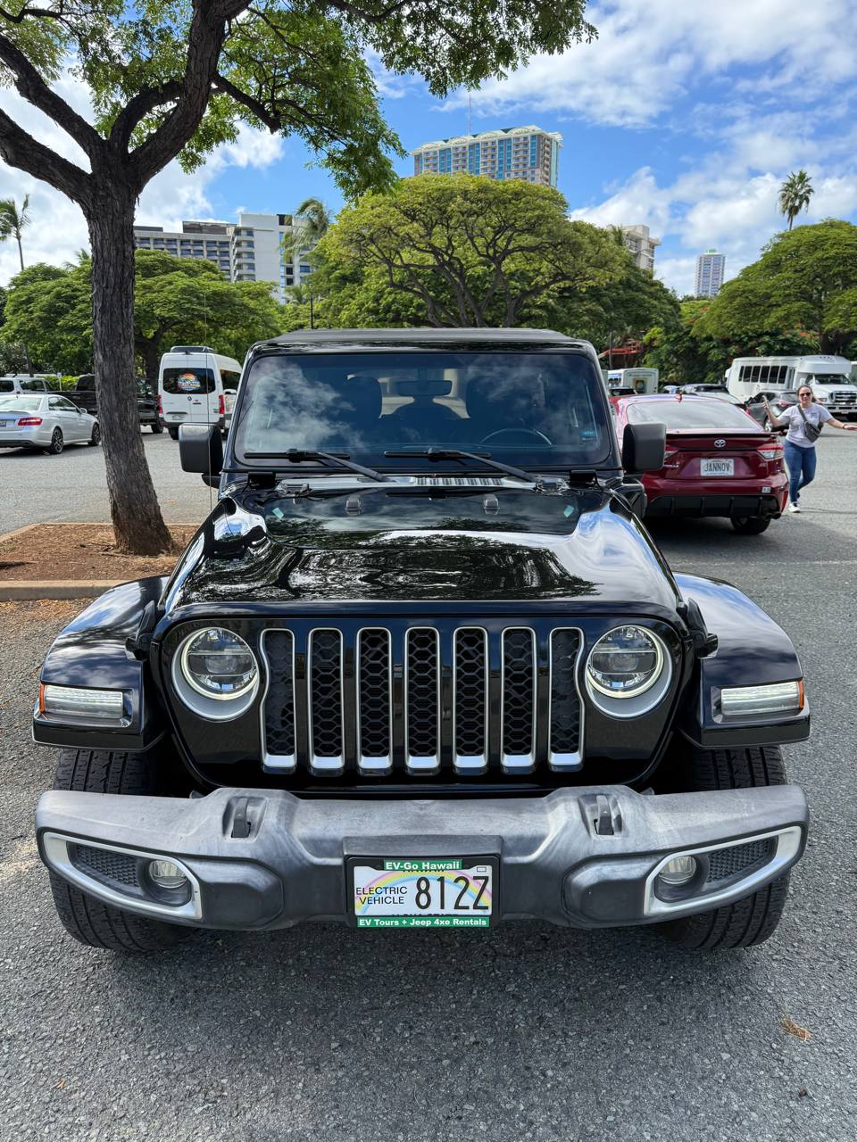 Used 2021 Jeep Wrangler Unlimited Sahara AWD/4WD image 3