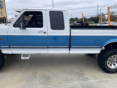 Used 1994 Ford F250 4x4 SuperCab image 26