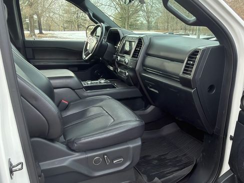 Used 2021 Ford Expedition Max Limited image 6