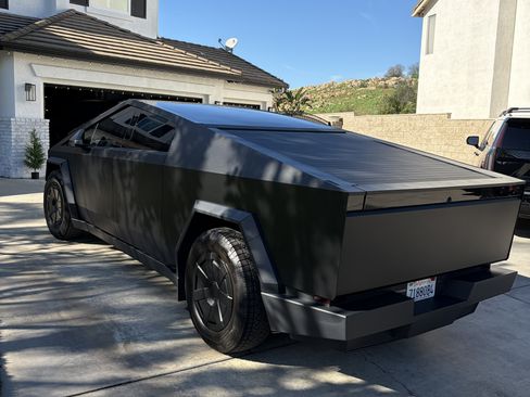 Used 2024 Tesla Cybertruck Cyberbeast image 13