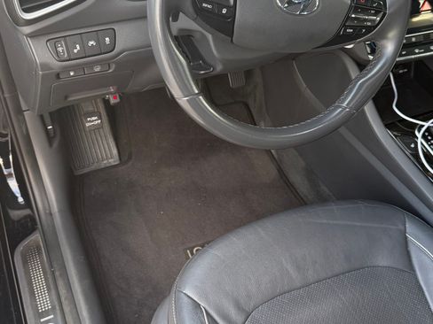 Used 2018 Hyundai Ioniq Limited w/ Limited Ultimate Package 03 image 4