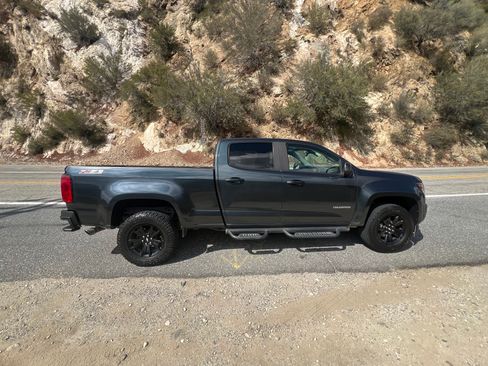 Used 2017 Chevrolet Colorado Z71 image 10