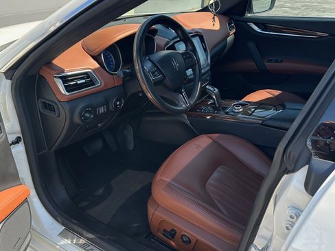 Used 2019 Maserati Ghibli S GranLusso image 5