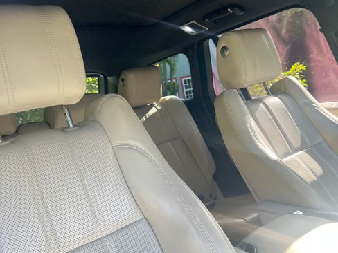 Used 2016 Land Rover Range Rover Supercharged image 9