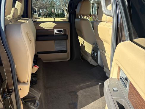 Used 2013 Ford F150 Lariat w/ Mid Equipment Group image 17