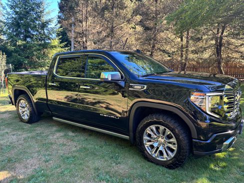 Used 2022 GMC Sierra 1500 Denali AWD/4WD image 9