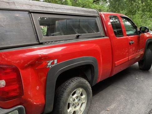 Used 2008 Chevrolet Silverado 1500 LT w/ Power Pack Plus AWD/4WD image 11