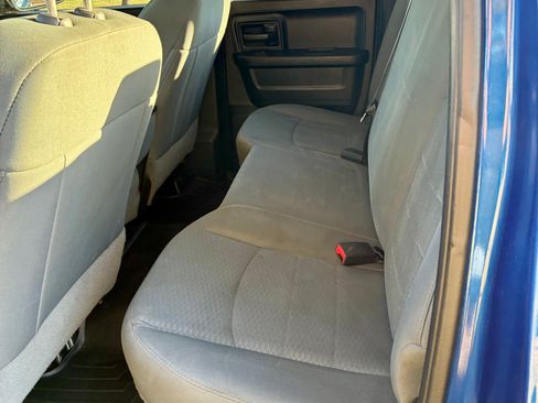 Used 2017 RAM 1500 Express image 15