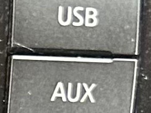 Used 2016 Nissan Sentra S image 8