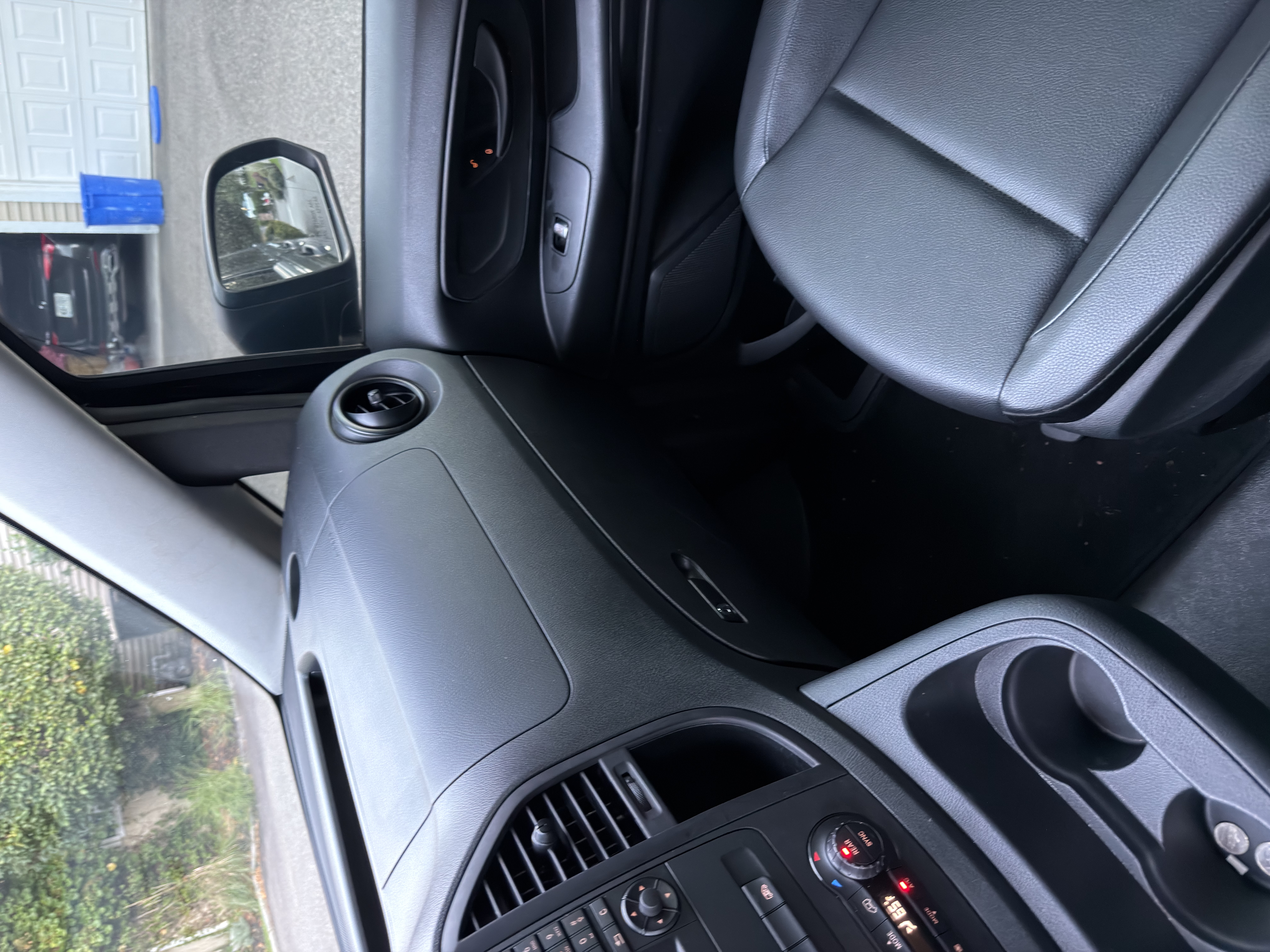 Used 2020 Mercedes-Benz Metris Passenger image 13