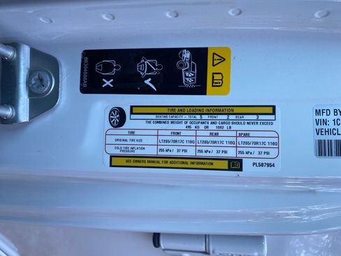 Used 2023 Jeep Gladiator Rubicon w/ Dual Top Group image 17