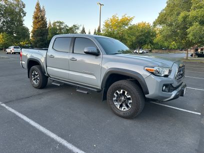 Used 2019 Toyota Tacoma TRD Off-Road w/ Technology Package