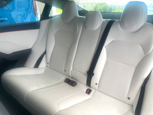 Used 2025 Tesla Model 3 Performance image 12