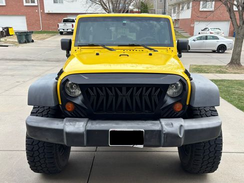 Used 2008 Jeep Wrangler Unlimited X AWD/4WD image 2