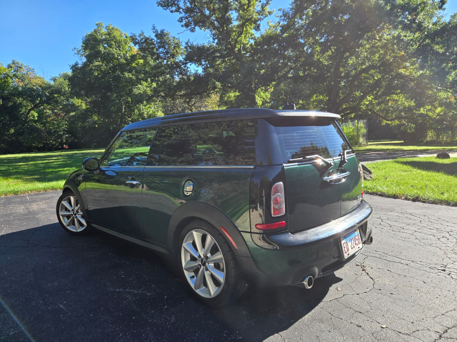 Used 2012 MINI Cooper Clubman S FWD image 1