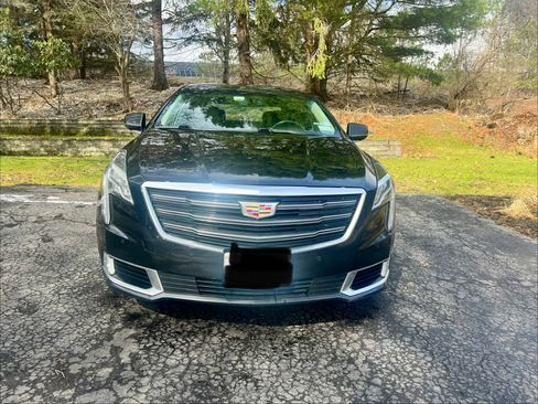 Used 2018 Cadillac XTS Luxury FWD image 16