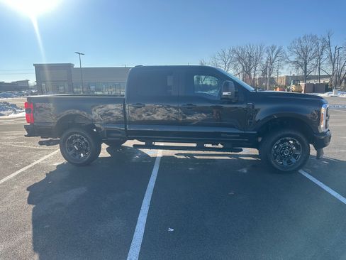 Used 2023 Ford F250 XL w/ STX Appearance Package image 4