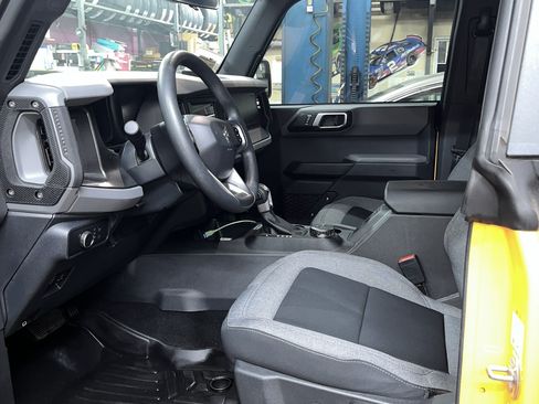 Used 2022 Ford Bronco 4-Door AWD/4WD image 10