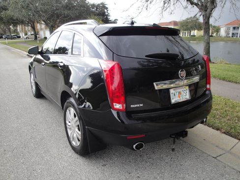 Used 2015 Cadillac SRX Luxury w/ Driver Awareness Package image 4