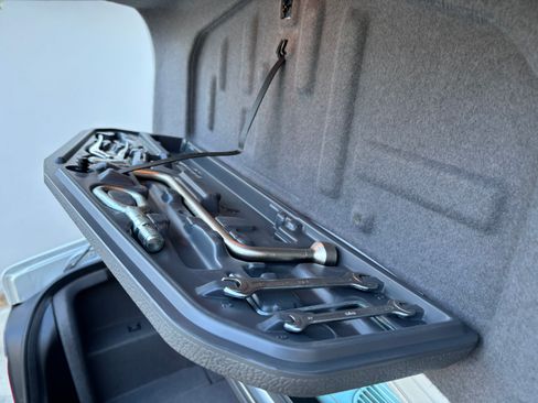 Used 2001 BMW 540i Sedan image 20