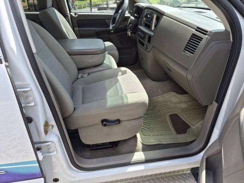 Used 2006 Dodge Ram 3500 Truck SLT RWD image 10