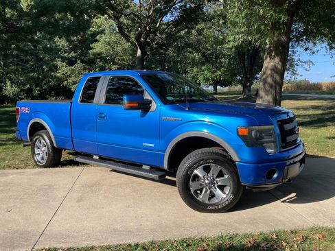Used 2014 Ford F150 FX4 w/ Equipment Group 402A Luxury image 1