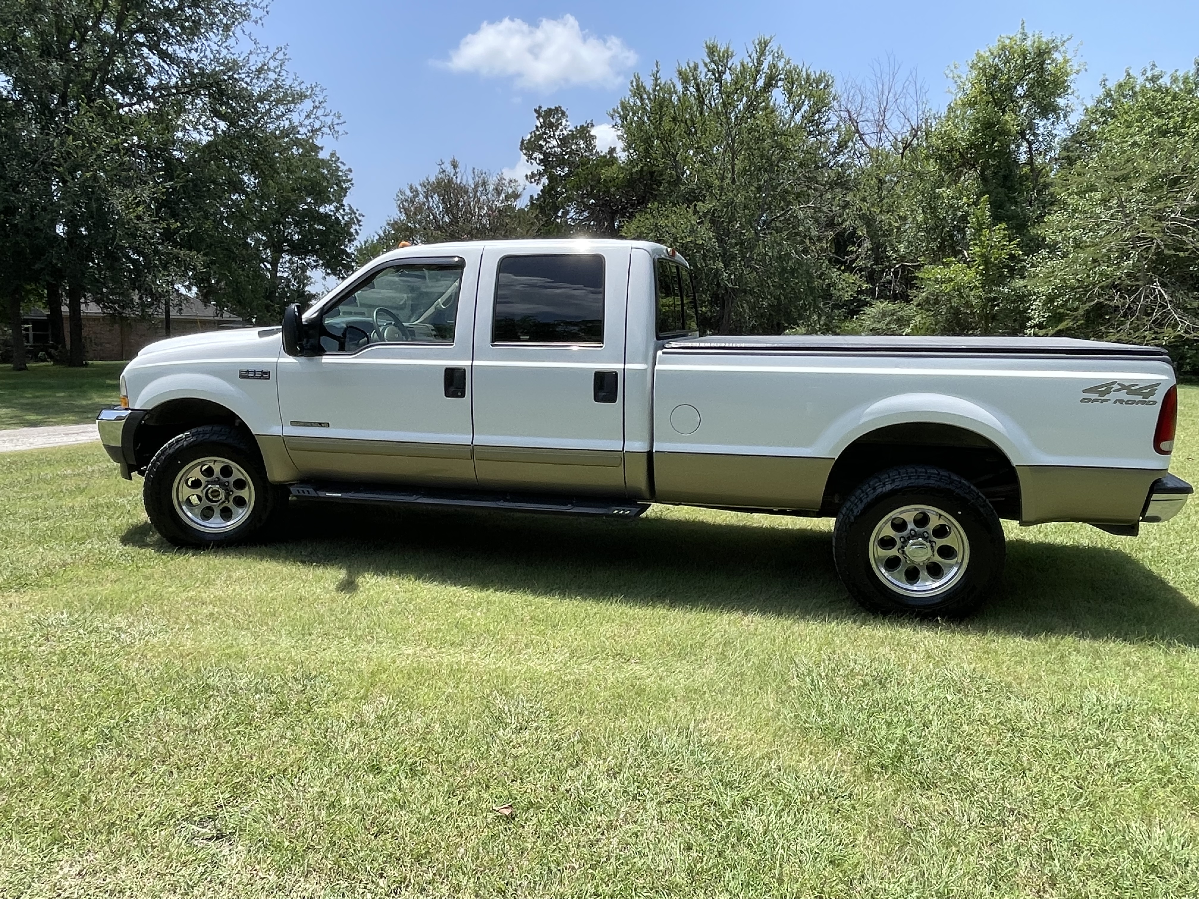 Used 2002 Ford F350 4x4 Crew Cab Super Duty image 4