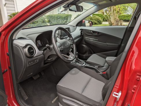 Used 2020 Hyundai Kona SEL image 13