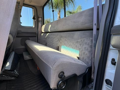 Used 1999 Ford F350 4x4 SuperCab Super Duty image 5