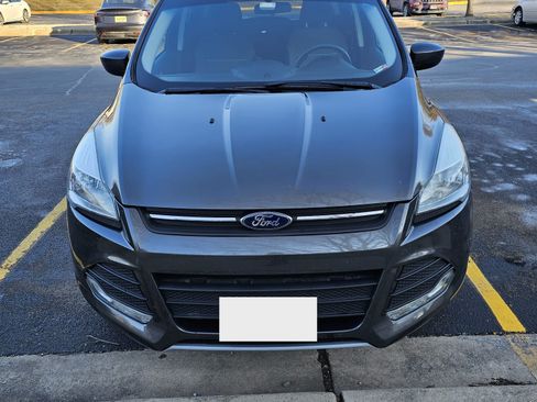Used 2015 Ford Escape SE image 6