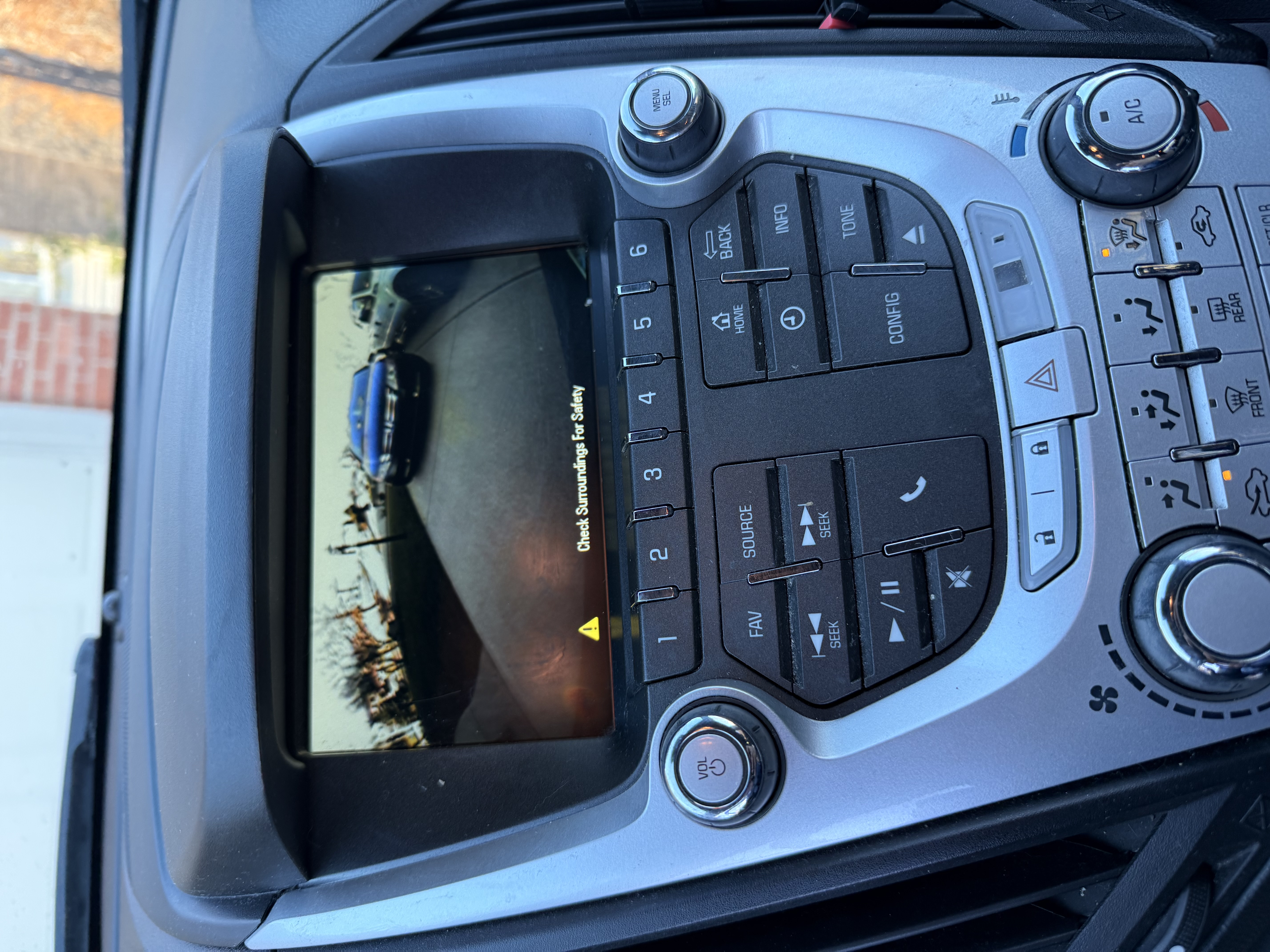 Used 2013 Chevrolet Equinox LT w/ Driver Convenience Package FWD image 9