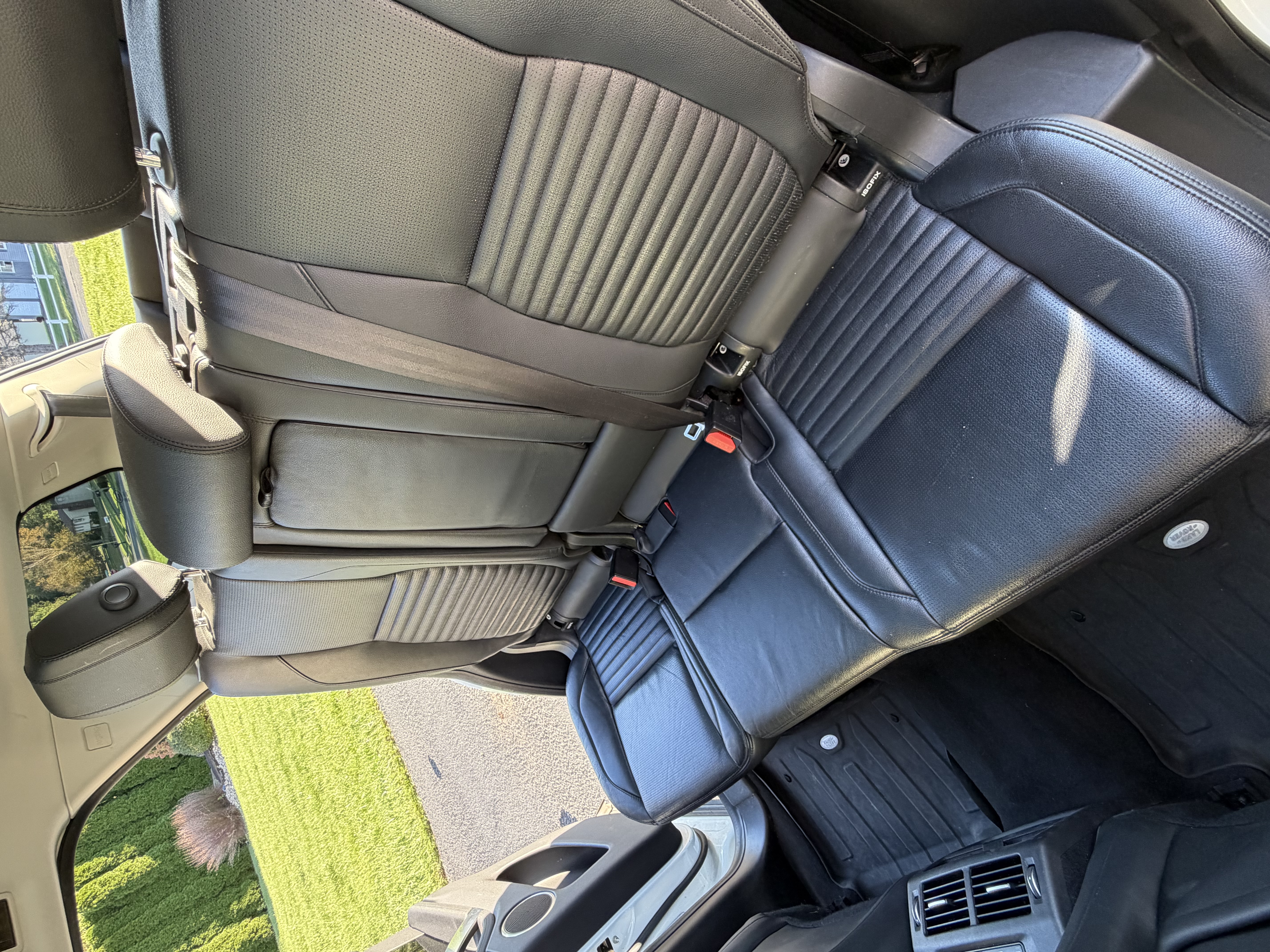 Used 2022 Land Rover Discovery Sport S AWD/4WD image 9