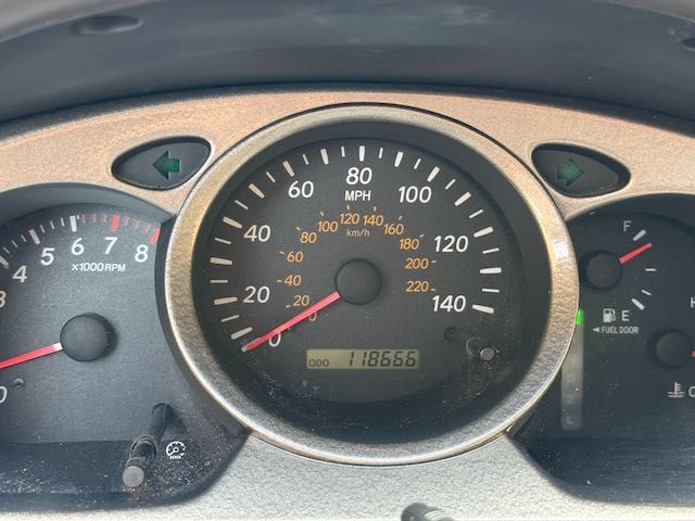 Used 2002 Toyota Highlander 2WD V6 w/ Appearance Pkg image 18