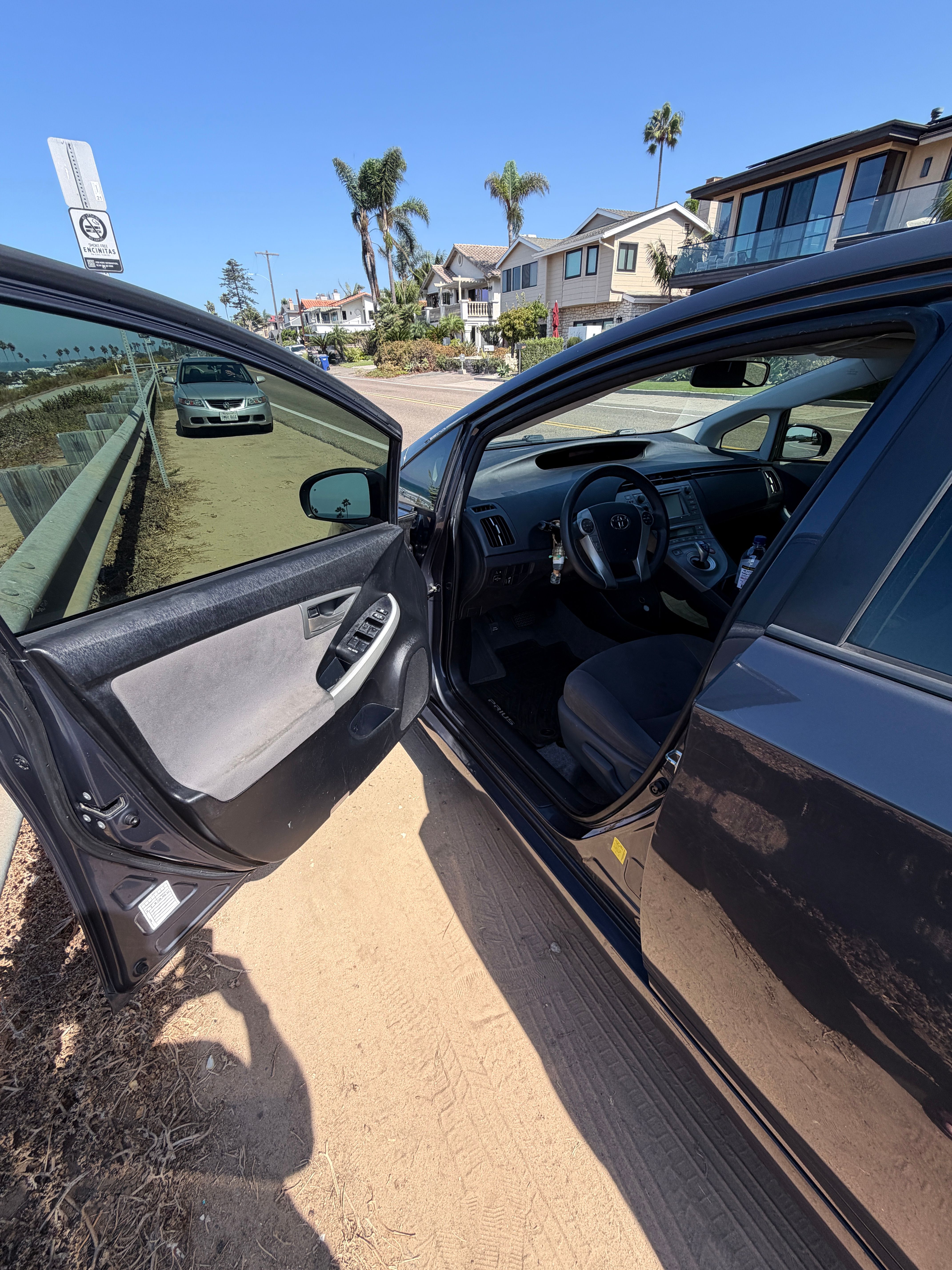 Used 2013 Toyota Prius Two FWD image 9