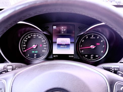 Used 2017 Mercedes-Benz GLC 300 4MATIC image 16