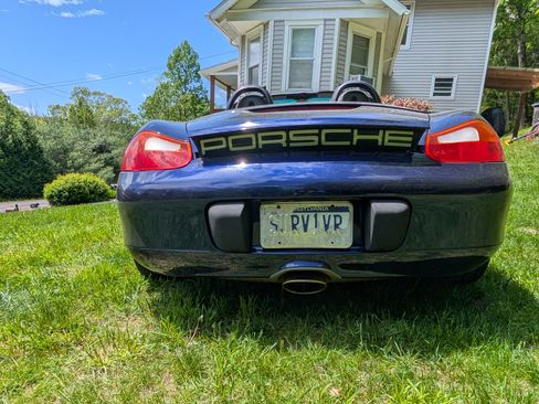 Used 2001 Porsche Boxster image 12