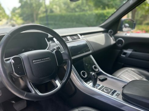 Used 2020 Land Rover Range Rover Sport HSE image 5