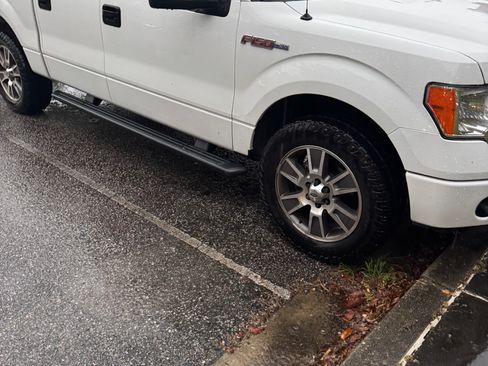 Used 2014 Ford F150 STX w/ Equipment Group 201A Mid RWD image 2