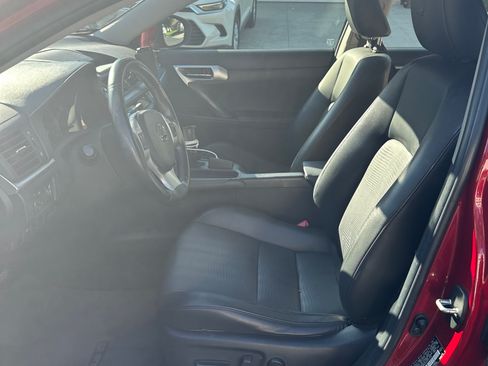 Used 2012 Lexus CT 200h Premium FWD image 9
