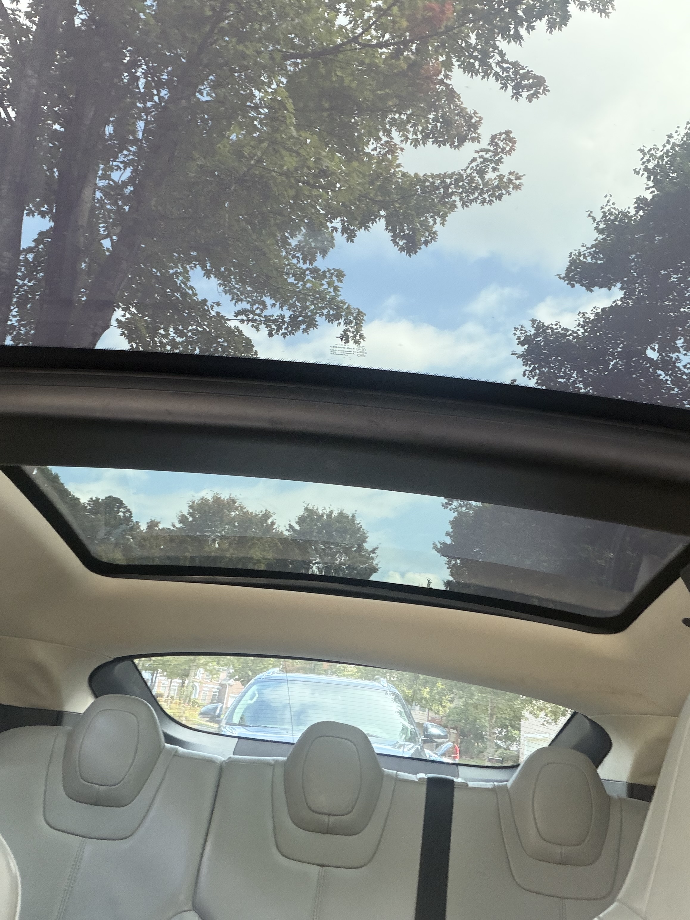 Used 2013 Tesla Model S RWD image 21