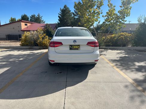 Used 2015 Volkswagen Jetta TDI S image 8