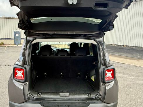 Used 2017 Jeep Renegade Sport w/ Power & Air Group image 6