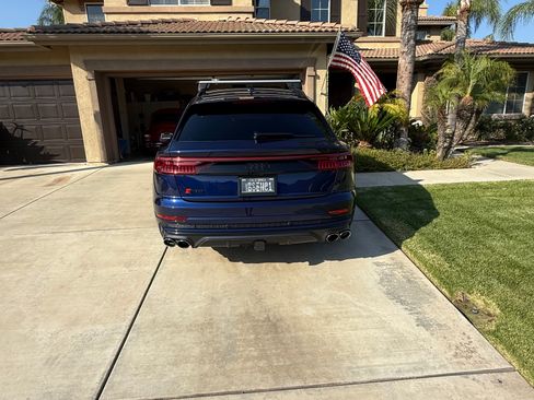 Used 2022 Audi SQ8 Premium Plus w/ Executive Package image 4