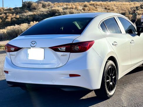 Used 2016 MAZDA MAZDA3 i Sport w/ Preferred Equipment Package image 6