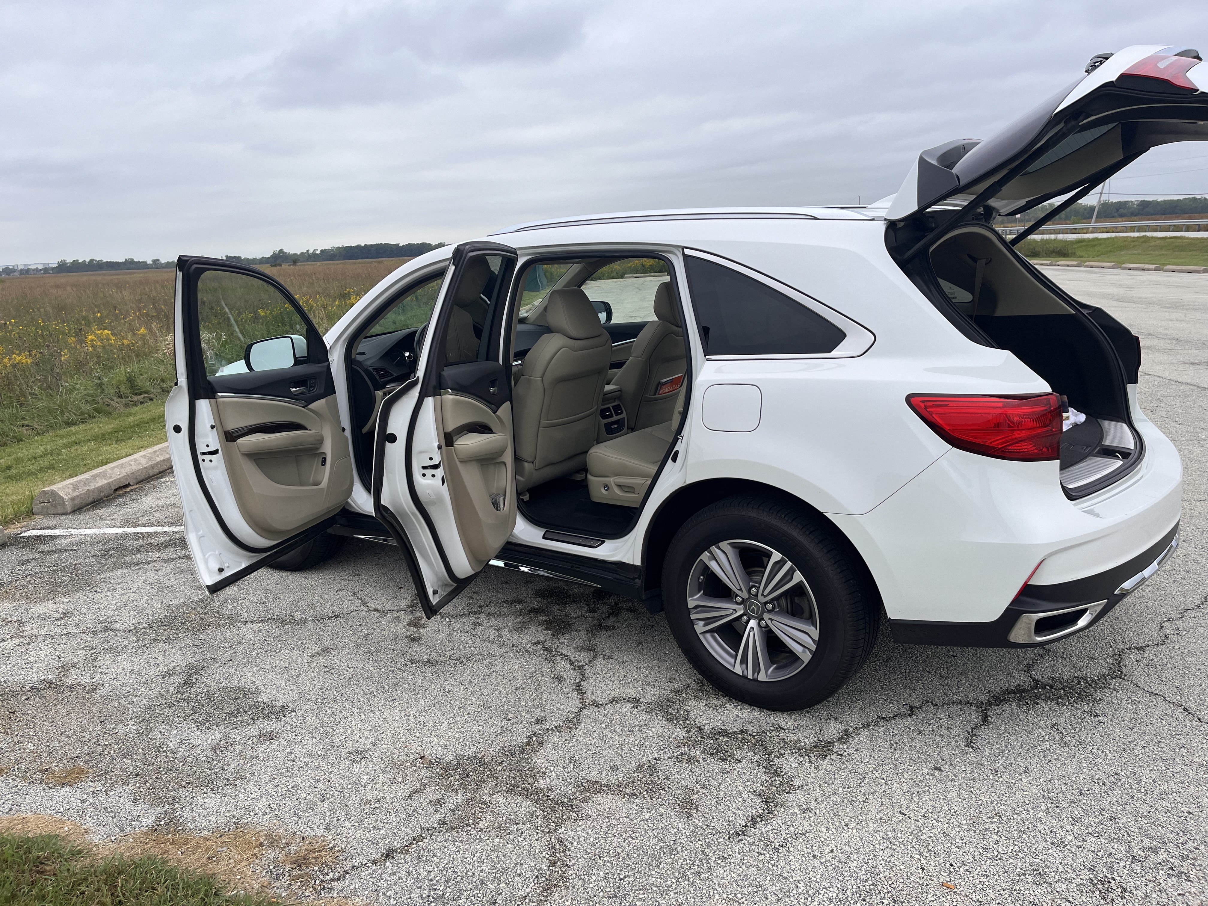 Used 2020 Acura MDX SH-AWD image 15